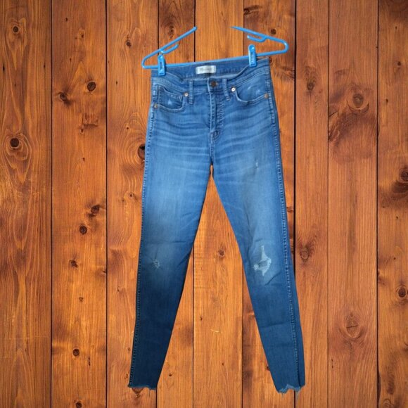 Madewell Denim - Madewell 9” High Rise Skinny Women’s Size 27 Blue Raw Hem Denim Jeans Distressed